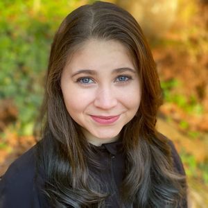 Meet your Posher, Aliya